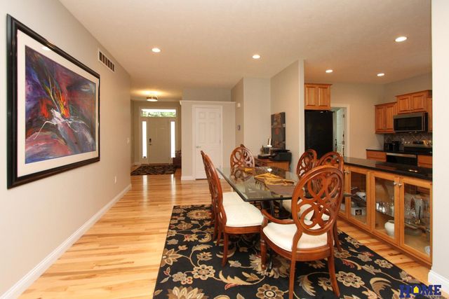 6528 Lone Tree Drive, Lincoln, NE 68512