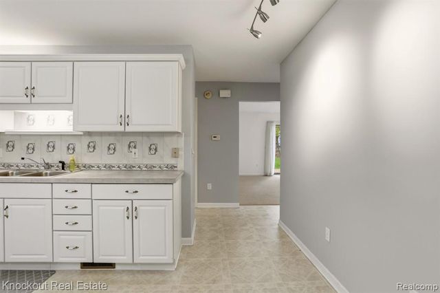 2 Wilshire Drive, Frankenmuth, MI 48734