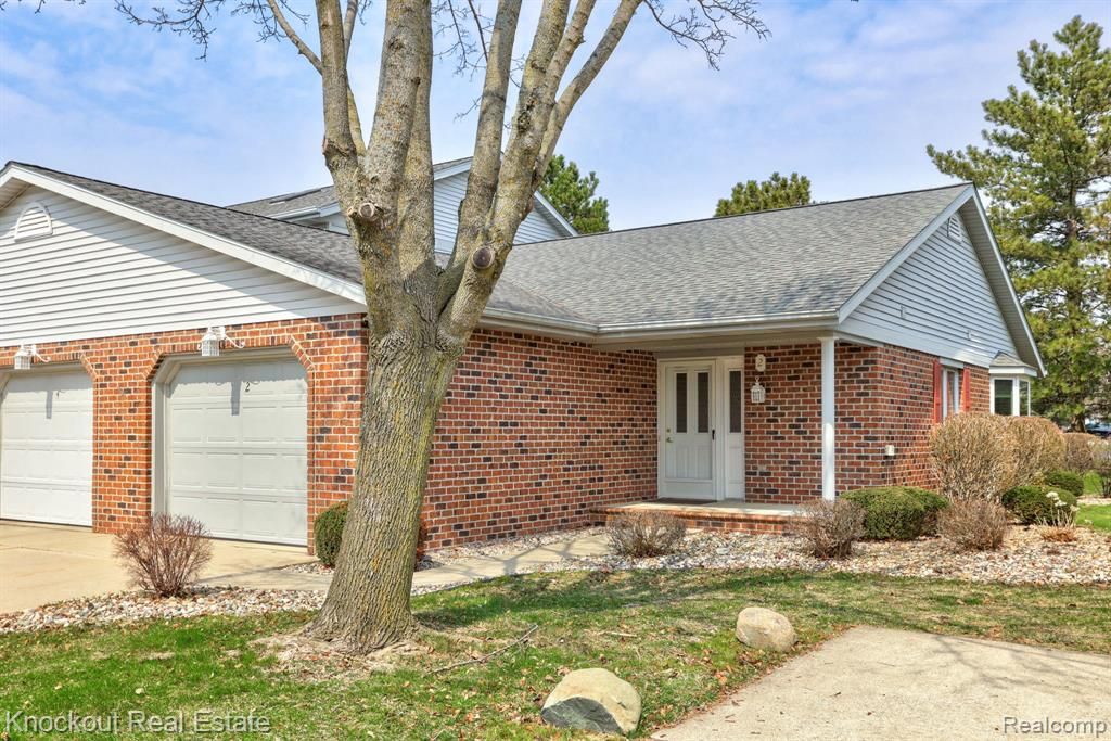 2 Wilshire Drive, Frankenmuth, MI 48734