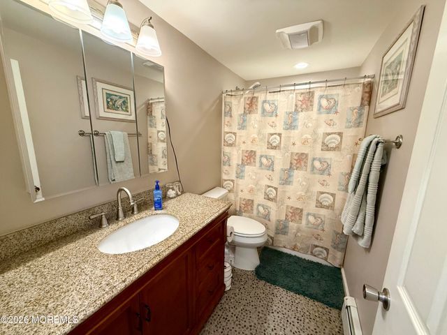 27 Robert Drive, Manahawkin, NJ 08050