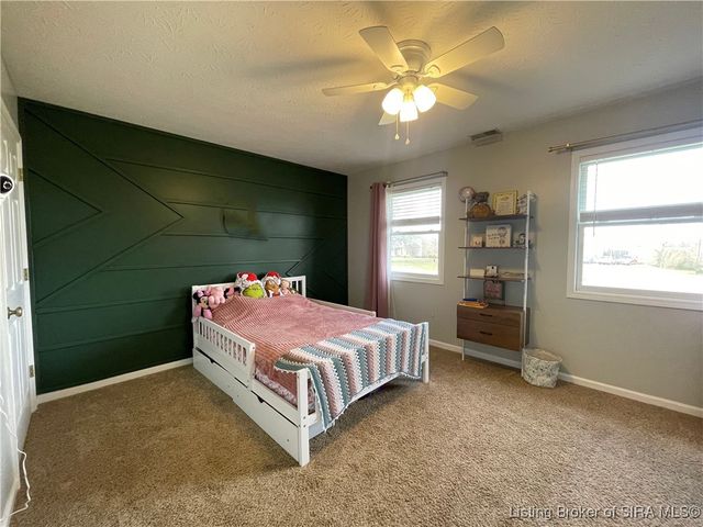 8215 Jordan Drive, Charlestown, IN 47111