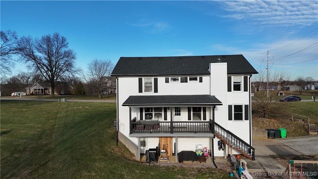 8215 Jordan Drive, Charlestown, IN 47111