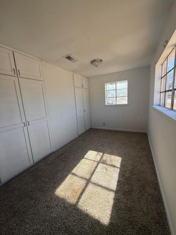 2803 ROYAL Road, Amarillo, TX 79106