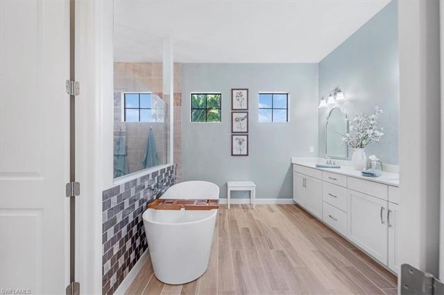 1211 SE 10th AVE, Cape Coral, FL 33990