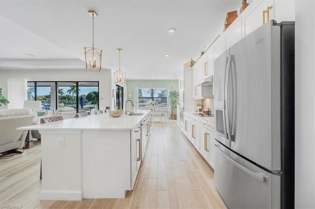 1211 SE 10th AVE, Cape Coral, FL 33990