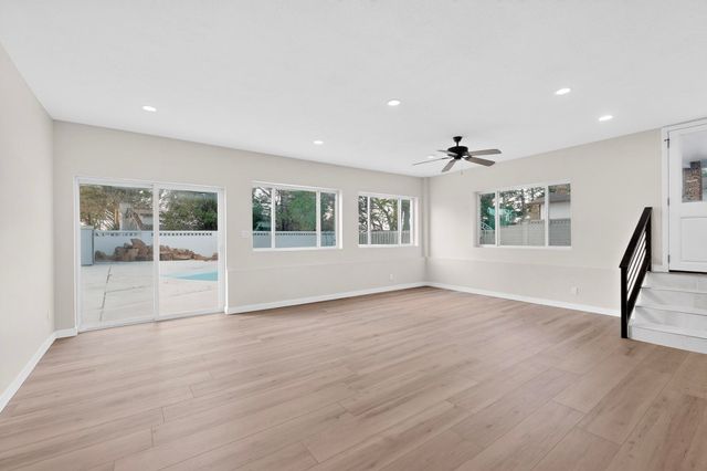 4713 Huntington Drive NE, Albuquerque, NM 87111