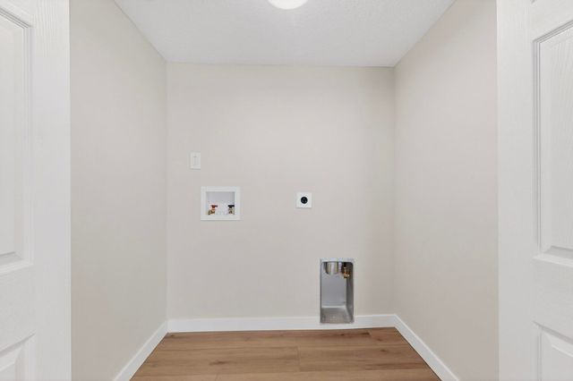 4713 Huntington Drive NE, Albuquerque, NM 87111