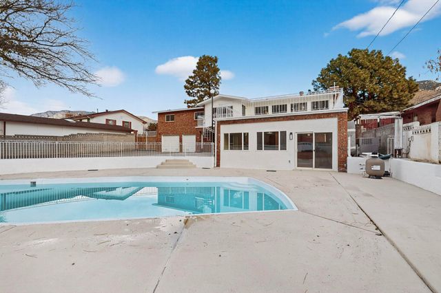 4713 Huntington Drive NE, Albuquerque, NM 87111