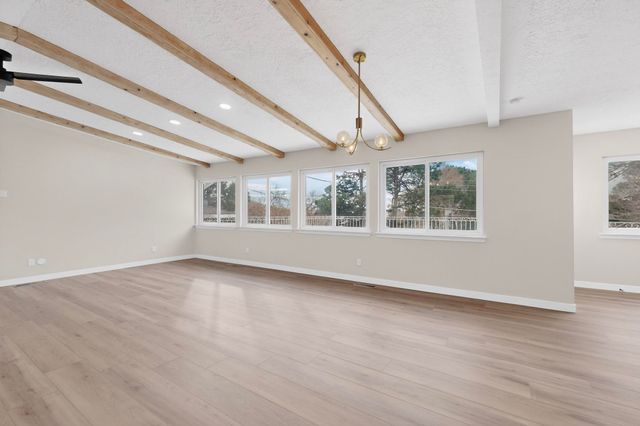 4713 Huntington Drive NE, Albuquerque, NM 87111