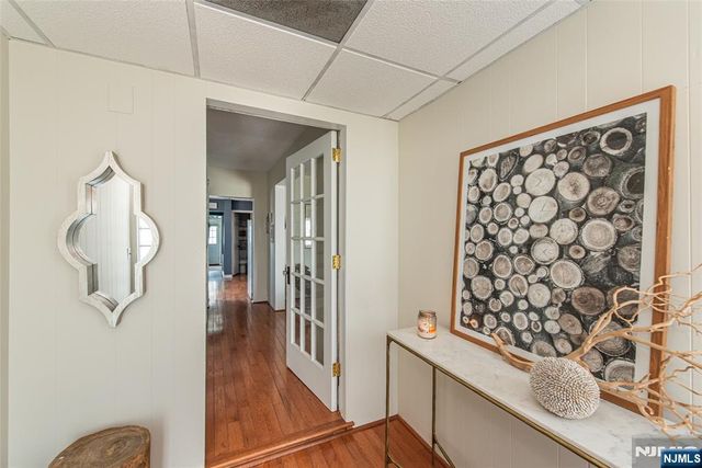 118 Hamilton Avenue, Hasbrouck Heights, NJ 07604