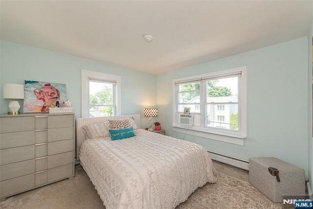 118 Hamilton Avenue, Hasbrouck Heights, NJ 07604