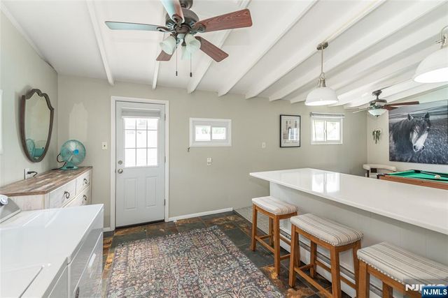 118 Hamilton Avenue, Hasbrouck Heights, NJ 07604