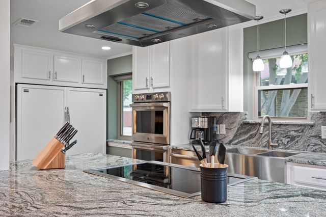 3817 Westminster Drive, Carrollton, TX 75007