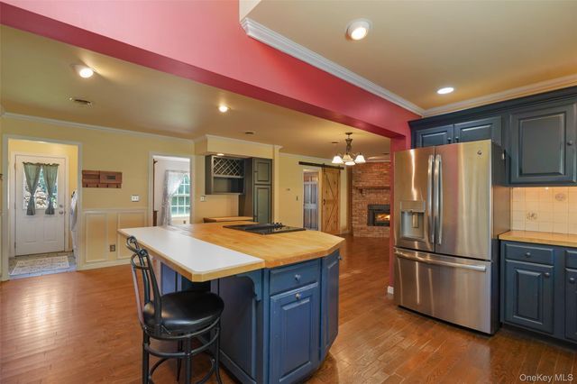 2 Pine Tree Drive, Katonah, NY 10536