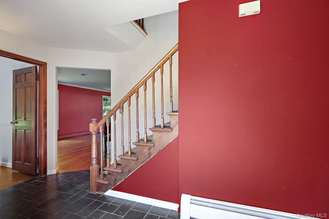 2 Pine Tree Drive, Katonah, NY 10536