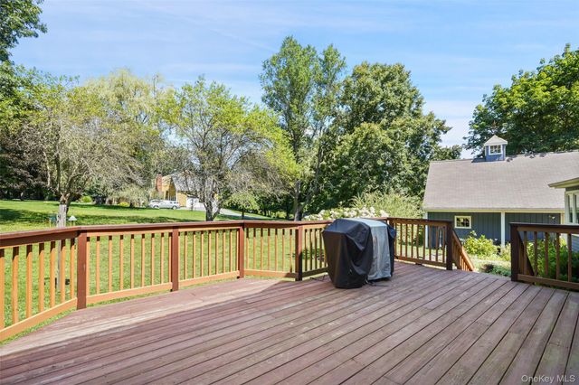 2 Pine Tree Drive, Katonah, NY 10536