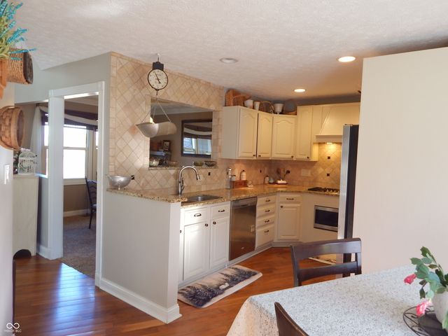 41 Stephen Street, Mooresville, IN 46158