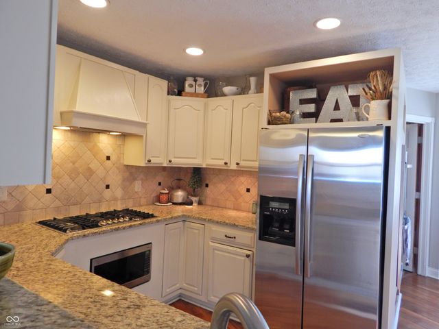 41 Stephen Street, Mooresville, IN 46158