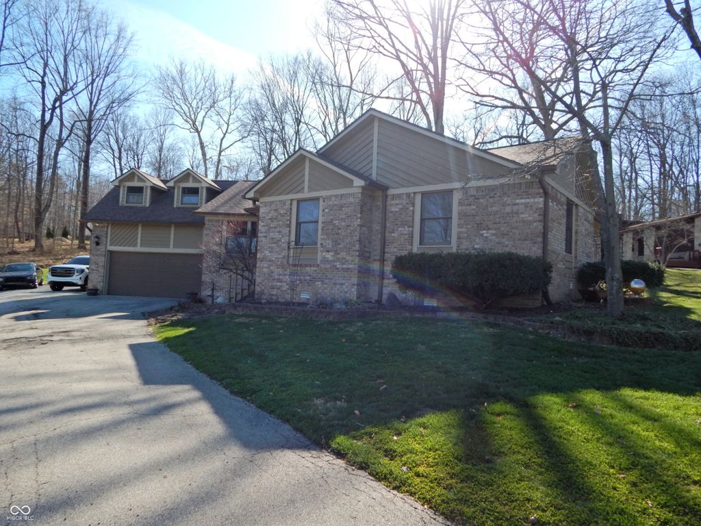 41 Stephen Street, Mooresville, IN 46158