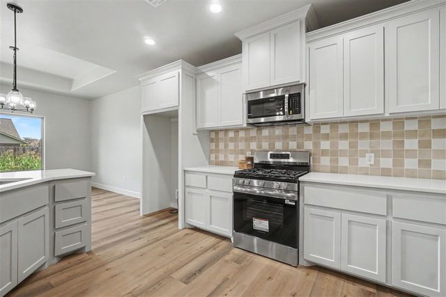 437 NW Sandstone Ave, Cache, OK 73527