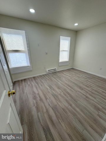 923 W DAKOTA ST, Philadelphia, PA 19133