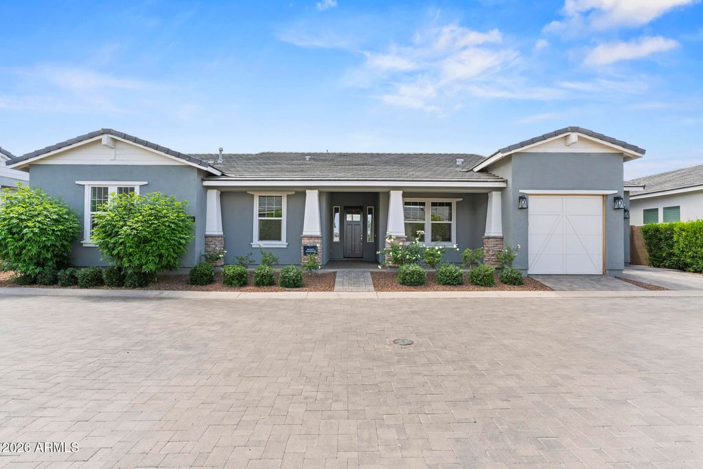 17233 W DARTMOUTH Street, Surprise, AZ 85388 — photo 4