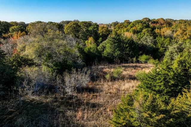 6717 Prihoda Road, New Ulm, TX 78950