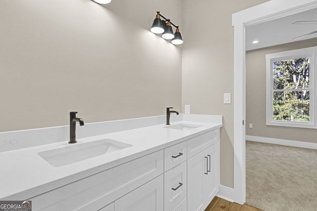 507 North Ridge Road, Barnesville, GA 30204