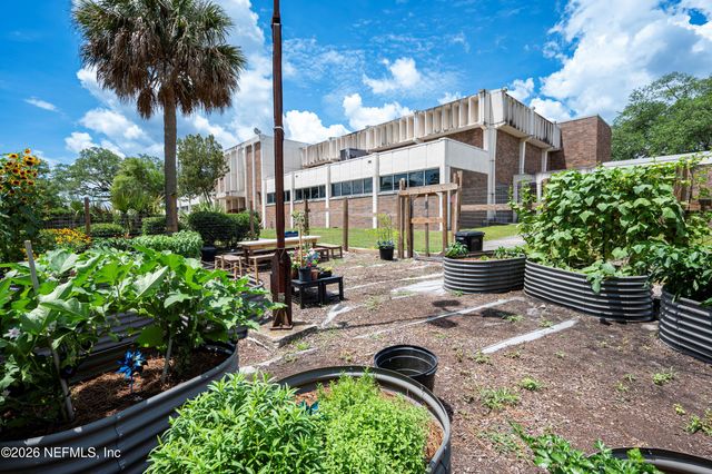 1494 8TH Street W, Jacksonville, FL 32209