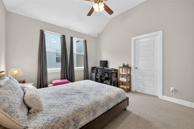 11911 Briarwood Hill Way, Houston, TX 77051