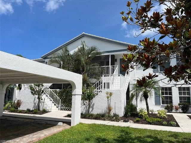 853 Tanbark DR 203, Naples, FL 34108