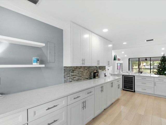 36 Eastgate Drive H, Boynton Beach, FL 33436