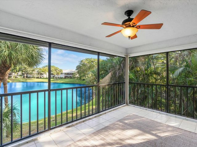36 Eastgate Drive H, Boynton Beach, FL 33436