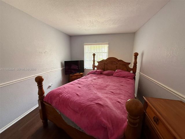 4136 Inverrary Drive 15C, Lauderhill, FL 33319