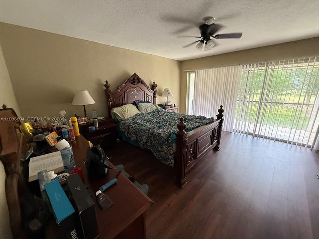 4136 Inverrary Drive 15C, Lauderhill, FL 33319