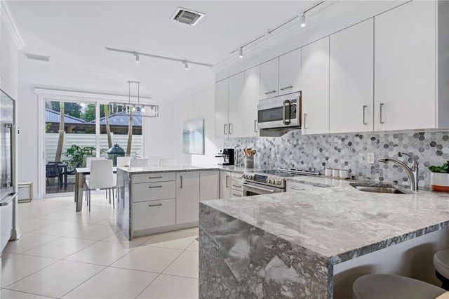 4800 Bethel Creek Drive 6S, Vero Beach, FL 32963