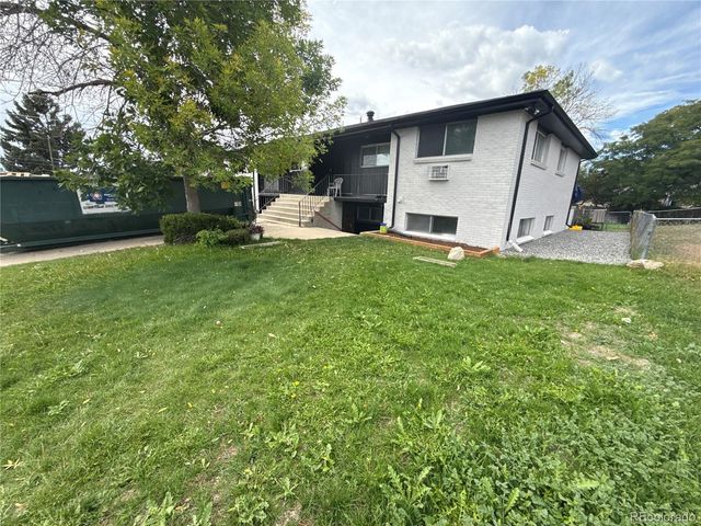 8803 Circle Drive, Westminster, CO 80031