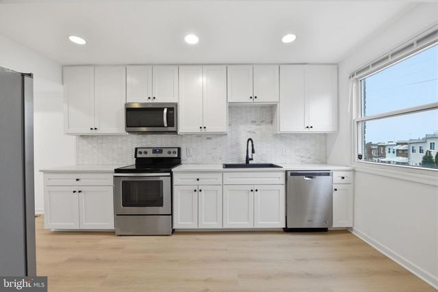 2242 16TH ST NE, Washington, DC 20018