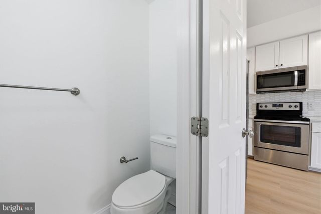 2242 16TH ST NE, Washington, DC 20018