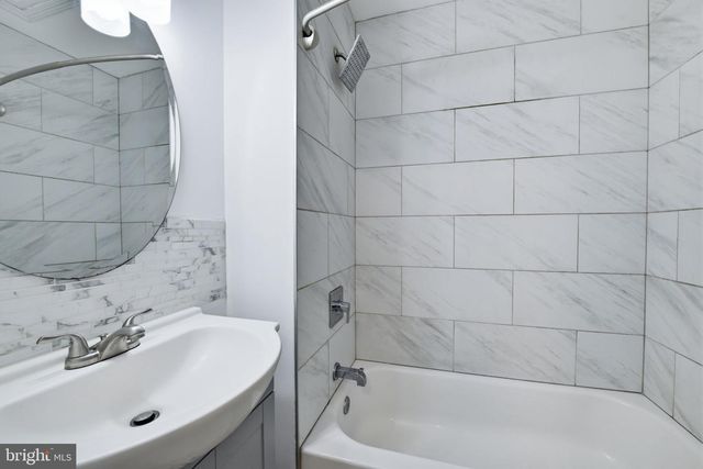 2242 16TH ST NE, Washington, DC 20018