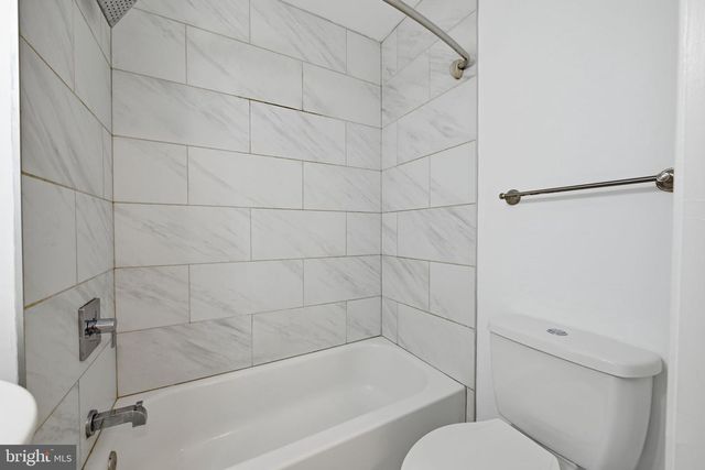 2242 16TH ST NE, Washington, DC 20018