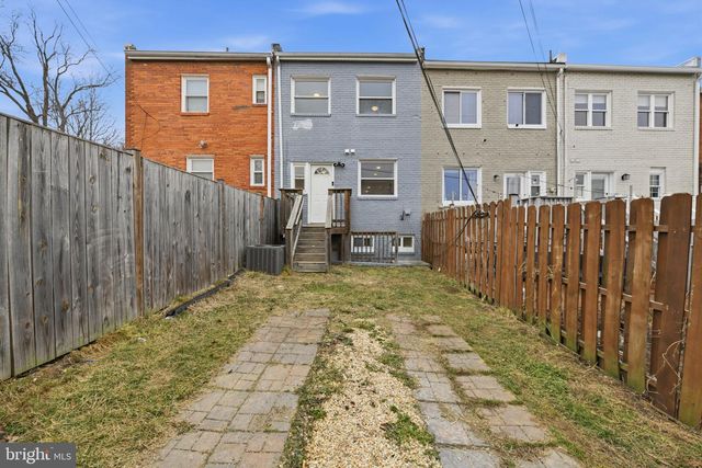 2242 16TH ST NE, Washington, DC 20018