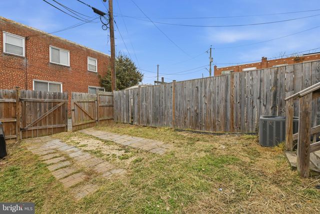 2242 16TH ST NE, Washington, DC 20018