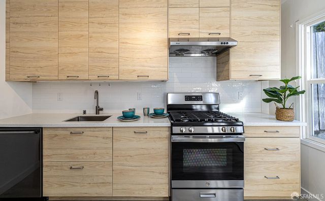 125 Garfield Street, San Francisco, CA 94134