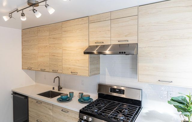 125 Garfield Street, San Francisco, CA 94134