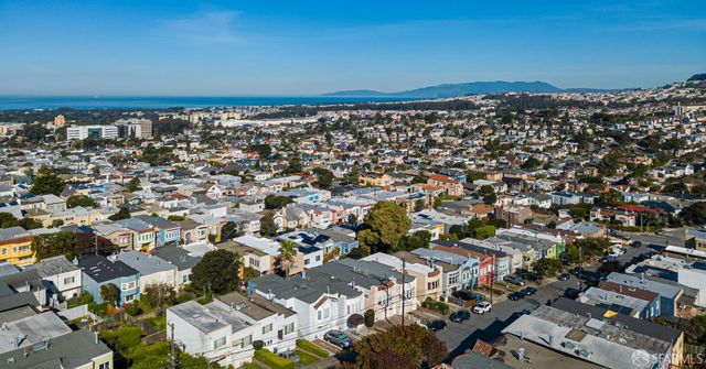 125 Garfield Street, San Francisco, CA 94134