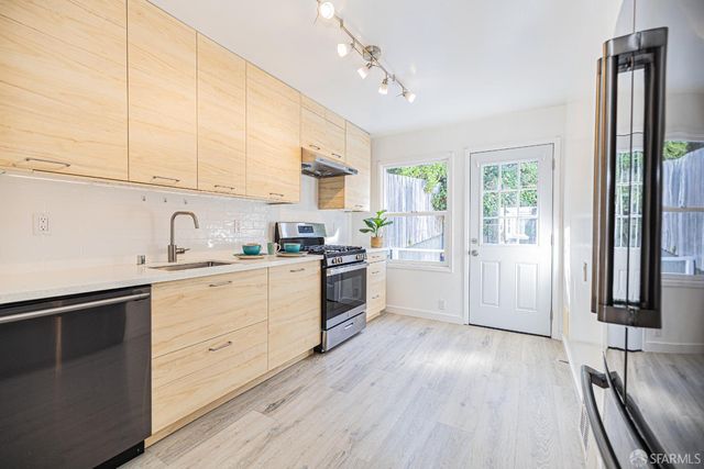 125 Garfield Street, San Francisco, CA 94134