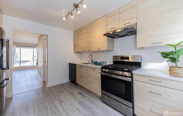 125 Garfield Street, San Francisco, CA 94134