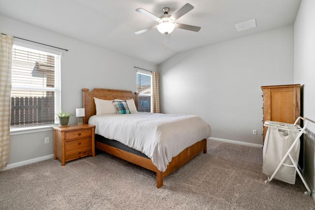 107 Magnolia Ranch LN, Hutto, TX 78634