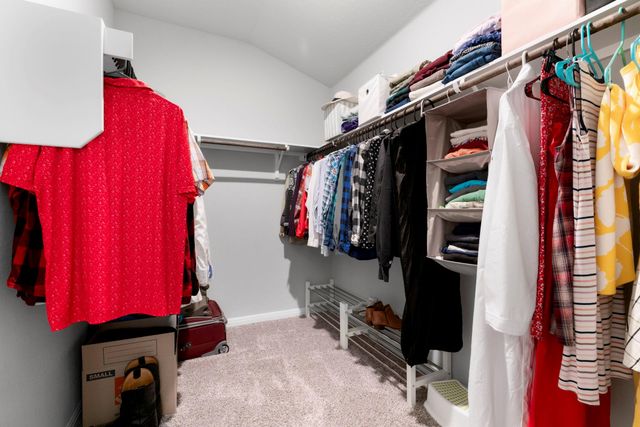 107 Magnolia Ranch LN, Hutto, TX 78634